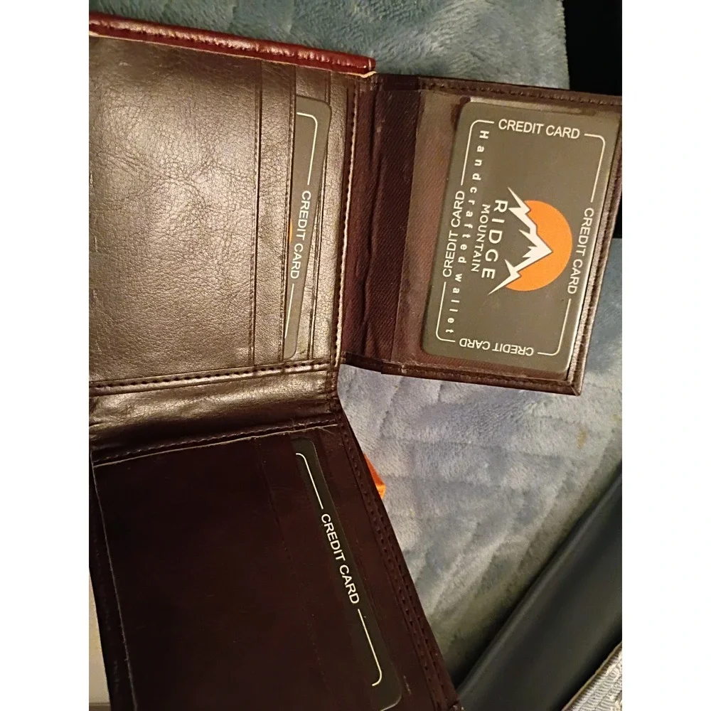 Ridge Mountain Cowboy Longhorn Bi-fold Black & Brown Studded Wallet NWOT In Box